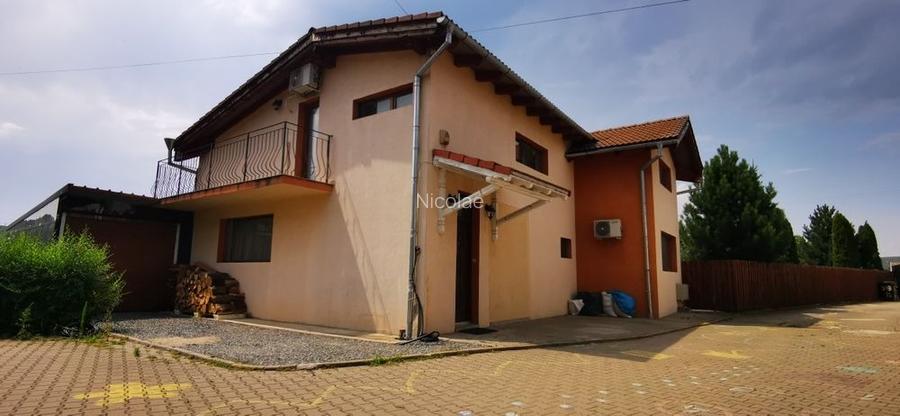 Casa de vanzare finisata modern - 3