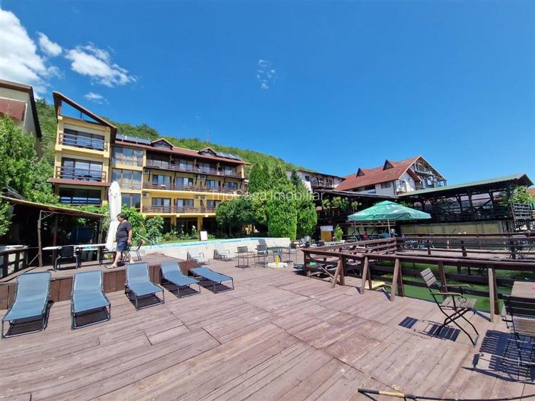 PENSIUNE ESELNITA - 12