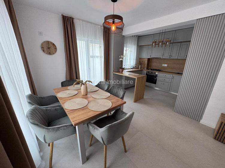 CASA DUPLEX MOBILATA SI UTILATA ZONA CENTRALA STR. PALTINIS NR 52 - 26