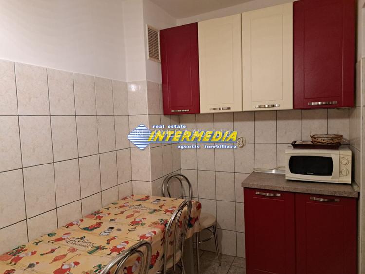 Apartament 3 camere decomandat de inchiriat Alba Iulia zona Centru - 6