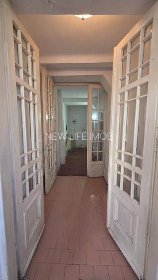 Piata Ovidiu , Centru vechi, 4 camere , 2 bai - 7