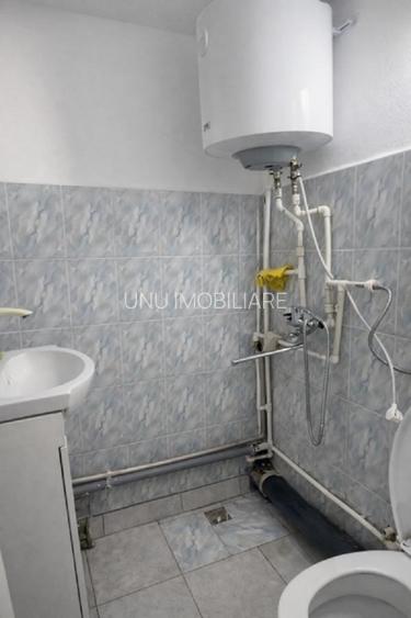 Garsoniera ( camera de camin renovata) - Podu Ros  - Cantemir - Pet Friendly - 2