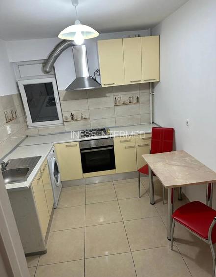 TINERETULUI, BULEVARD, AP. 2 CAM RENOVAT, LANGA METROU VEDERE PARC - 8