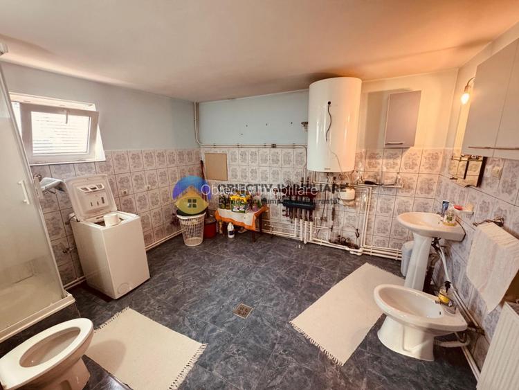 Casă + teren 5.098 mp de vânzare – Vaduri, jud. Neamț - 13