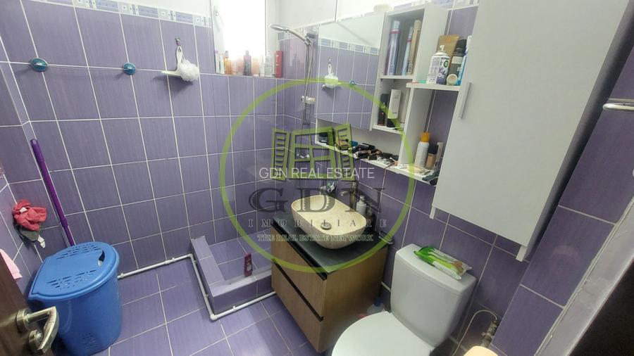 Apartament trei camere semidecomandat, Rovine zona Dezrobirii - 6