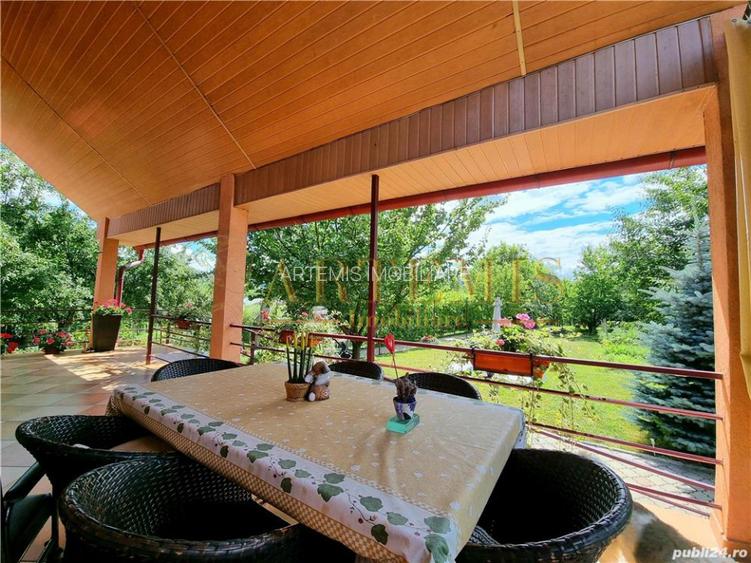 Casa individuala, 6 camere, 300 mp., teren 1150 mp., zona Libertatii. - 9