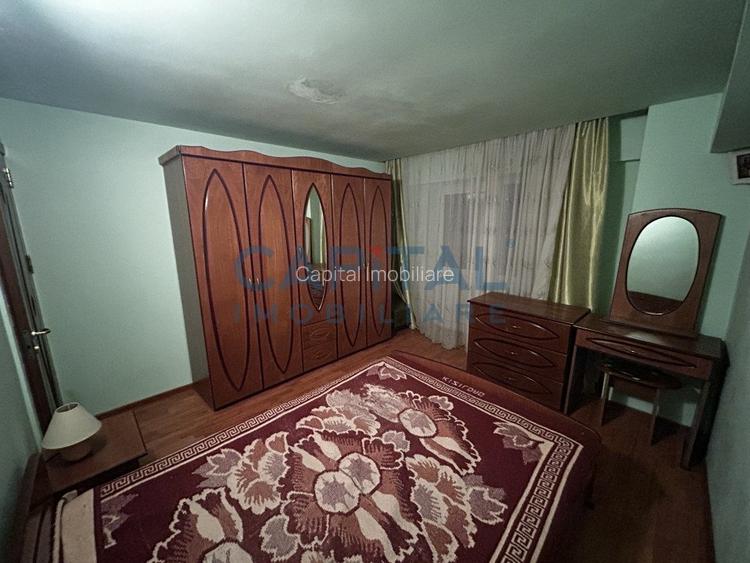 De vanzare apartament 3 camere - 10