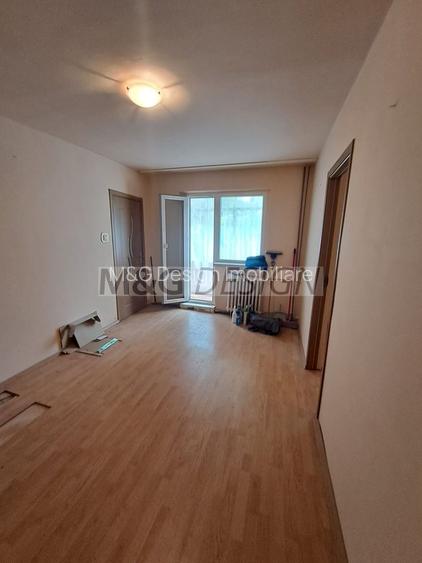 2 camere  Dacia parter cu balcon - 12