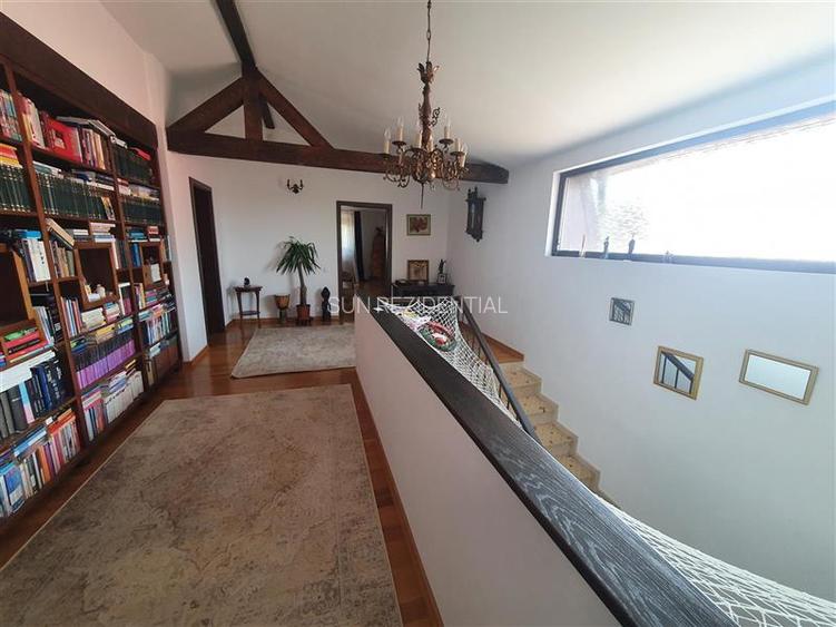 Vila la cheie, cocheta, mobilata-utilata, gradina amenajata - 20