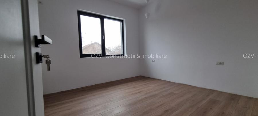 Spațiu, 3 Dormitoare, Curte și Parcare Proprie - 22