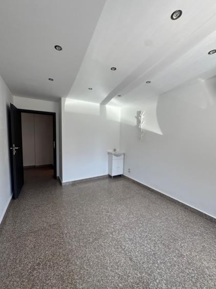 SPATIU COMERCIAL -DE VANZARE-MILITARI RESIDENCE-COMISION 0