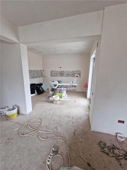 Casa de vanzare I Paun, Barnova I 4 camere, 2 bai I 500 mp teren