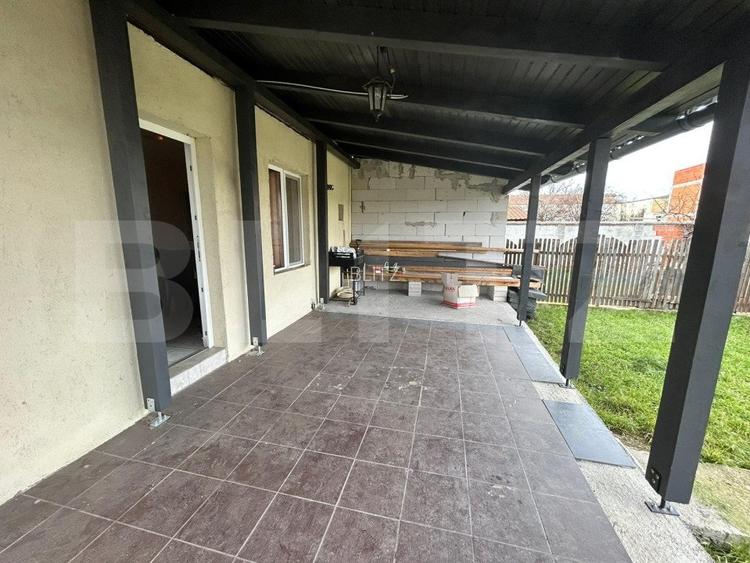 Casa de vanzare  , 258 mp  utili + 418 teren, zona Closca - 17