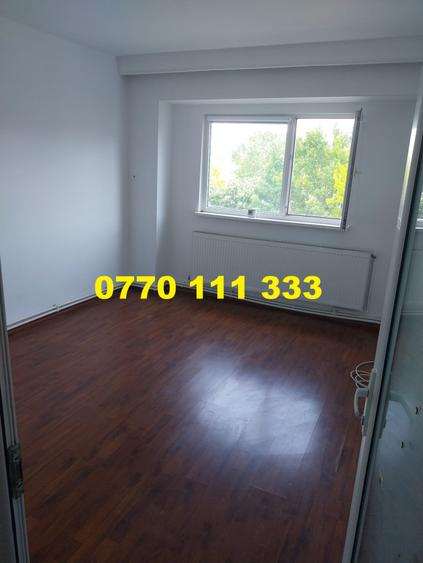 - Spatios! Apartament 3 camere decomandat, ans. Dorobantilor.