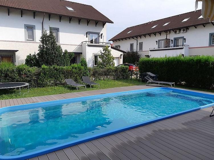 Vila in complex cu piscina, in apropiere de Iancu Nicolae