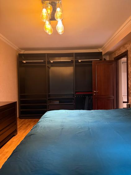 APARTAMENT LUX COPOU, 3 CAMERE, 2 BAI, TERASA FOISOR+GRADINA+2 LOCURI-ZONA COPOU