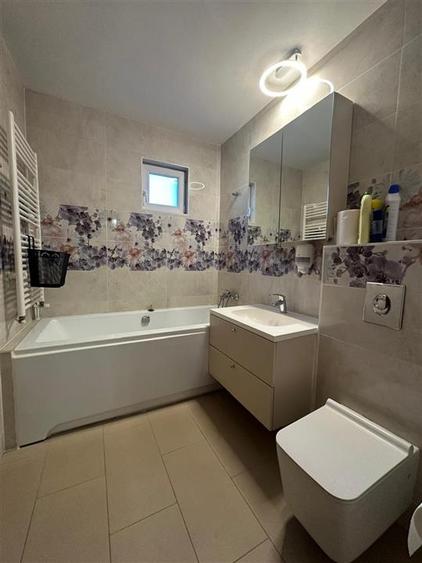 Inchiriere Apartament cu 3 camere Decomandat Palas Mall