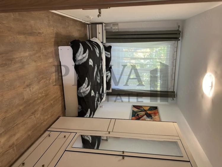 Apartament renovat 3 camere, centrala, Medicina
