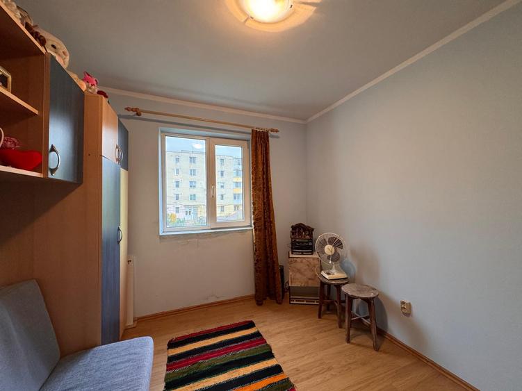 Codlea, zona Nordului, de vanzare apart. cu doua camere