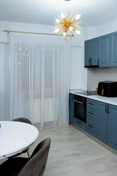 2 camere Eremia , RENOVAT / mobilat / utilat , finisaje superioare !