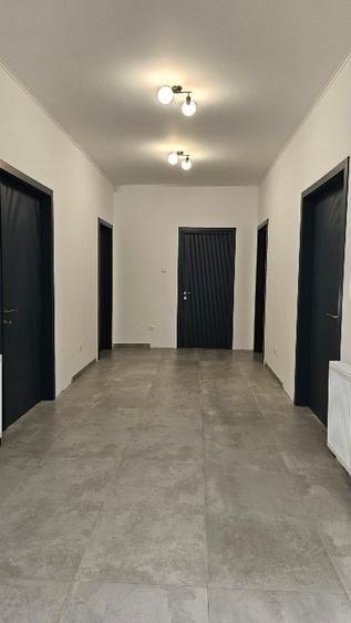 Spațiu de Birouri , Unirii -Budapesta, stradal , parcare