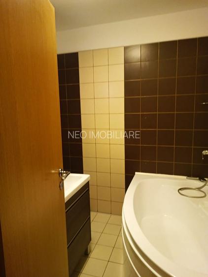 APARTAMENT CU 3 CAMERE ZONA LIPOVEI-Holdelor la 430 euro - 3