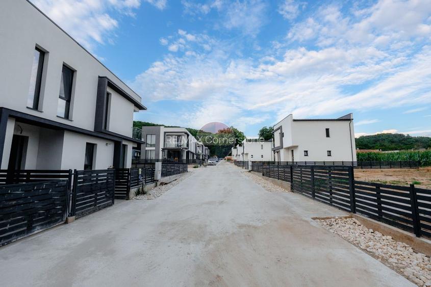 Casă tip duplex, P+1E, 174mp construiți — Budeasa Mare, Argeș - 40