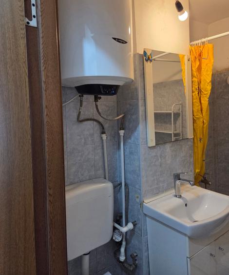 Apartament 2 camere - Renovat - Anvelopat