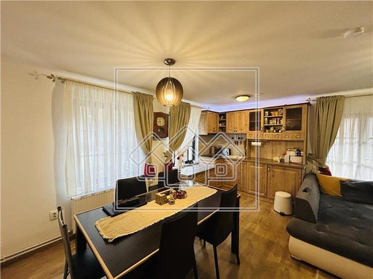 Casa moderna, mobilata si utilata, teren de 309 mp - Cisnadioara