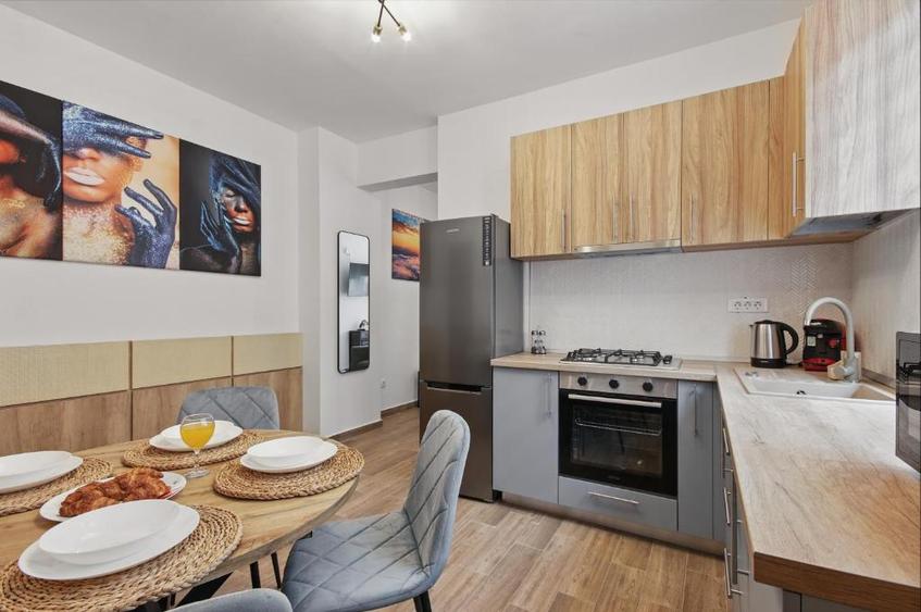 Apartament 2 camere+ office in vila in zona Victoriei-Basarab