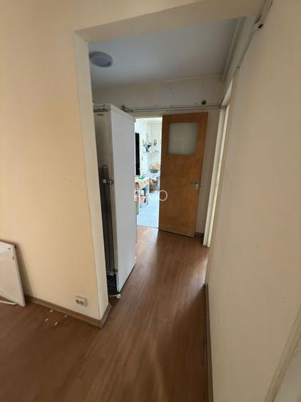 Apartament incapator, patru camere, Resita-Berceni, 120.000€ negociabil - 15