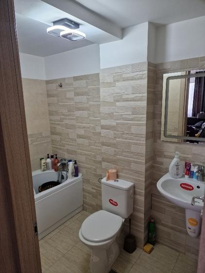 AP. 3 CAMERE DRUMUL GARII , MOBILAT/UTILAT, LOC PARCARE , DIRECT PROPRIETAR