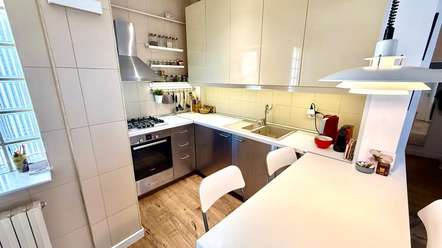 Toamnei, 3 camere mobilat-utilat, renovat, gata de mutat - 12