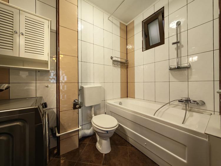 Apartament de 3 camere - Bucureștii Noi - Dămăroaia, pe strada Berveni