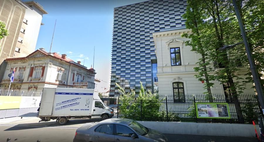 Spațiu de birou privat pentru 1 persoană în Regus Primavera