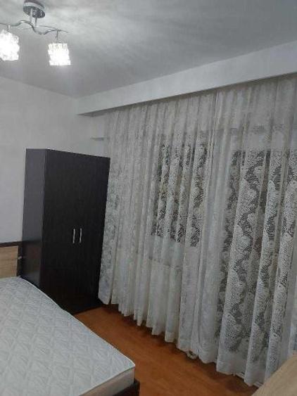 Apartament cu 3 camere de închiriat, zona Dacia