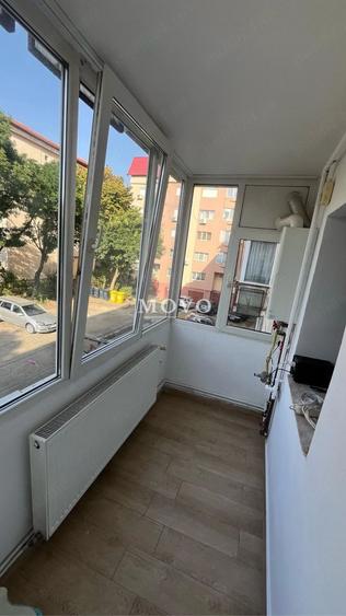3 camere decomandate | etaj 1 | centrala proprie | 2 bai | Renovat