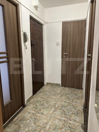 Apartament de vanzare, 55 mp, zona Dambu Pietros