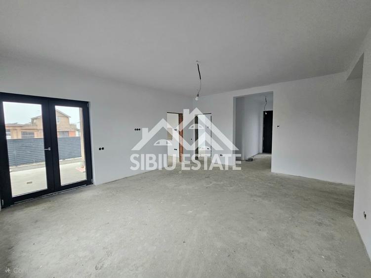 CASA PE UN NIVEL CU PIVNITA, Casa NOUA 4 camere
