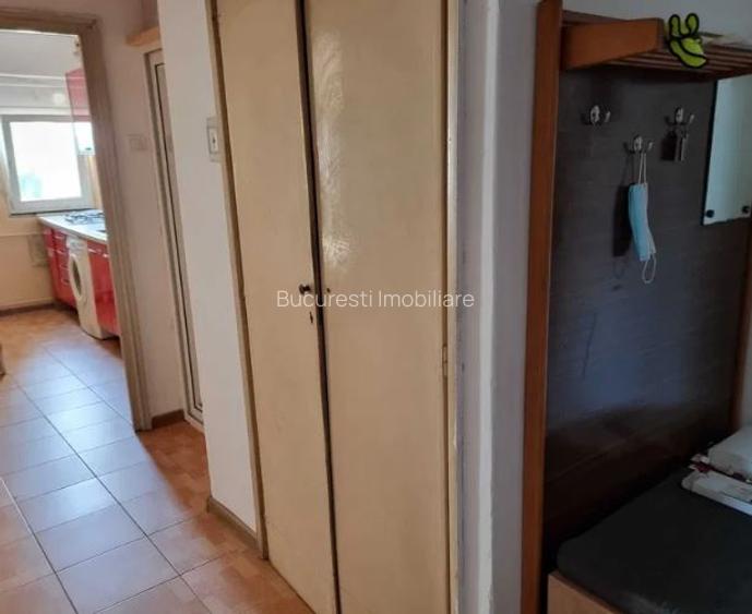 Titan PARC,bl.reabilitat,et.7/10,mobilat,utilat,balcon inchis,LIBER - 4