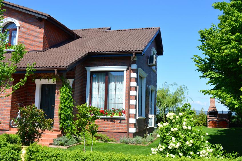 Vilă personalizată cu 4/5 camere, 1/2 garaje, teren de 800 mp