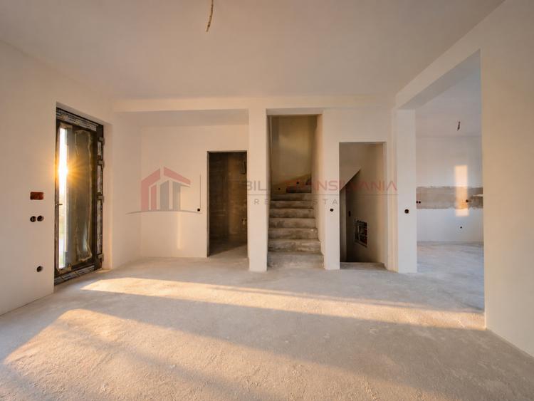 Casa tip Duplex Dambul Rotund