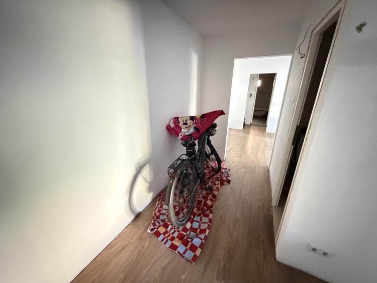 Apartament 3 camere | RENOVAT | 67,5 MP + BOXĂ | Parter | Decomandat | Tolstoi