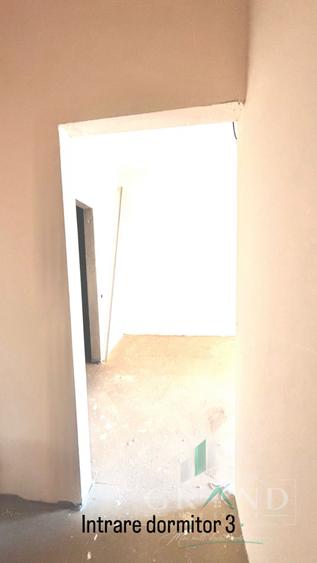 Oportunitate ! Apartament 4 Camere | Semifinisat | Logie 10 MP | Floresti