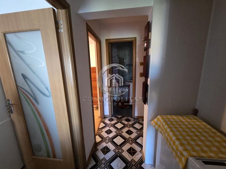 Apartament cu 3 camere, zona Bvd. Stadionului/BZ ~ etaj 3 din 4