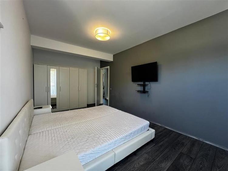 Casa Tip Duplex , situata in cartierul Dambul Rotund!