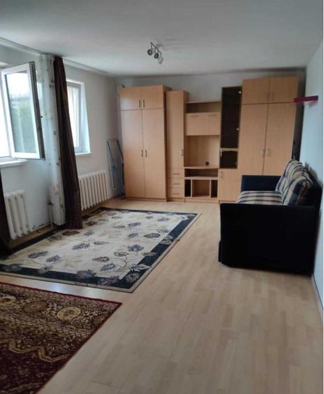 Apartament 1 camera, 42 mp, decomandat, zona strazii Arinilor