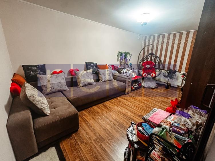 VANZ ARE 3 CAMERE ZONA FIZICIENILOR | BLOC ANVELOPAT | CENTRALA |