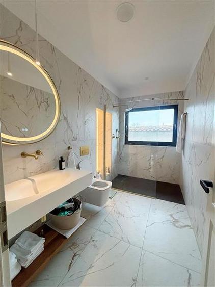 Casa Premium Parter - 3 dormitoare - 500mp teren - utilitati - pozitie centrala,