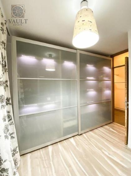Apartament 3 camere -12 minute de mers pana la metrou Timpuri Noi